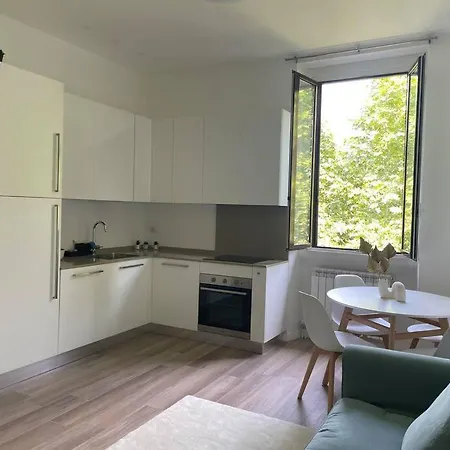 La Casa Salvia Tra Bocconi E Navigli דירה *