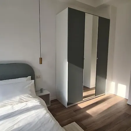 La Casa Salvia Tra Bocconi E Navigli דירה *