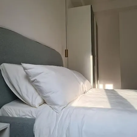 La Casa Salvia Tra Bocconi E Navigli דירה