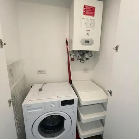 La Casa Salvia Tra Bocconi E Navigli מילאנו